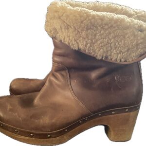 UGG Women's Tan Shearling Clogs